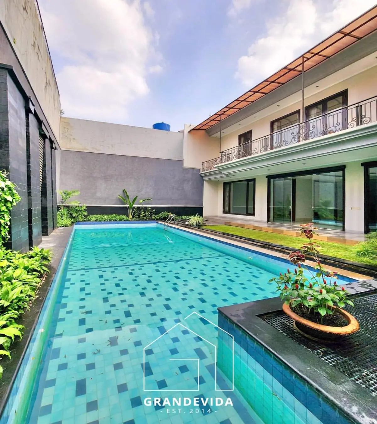 Rumah dijual di Pondok indah Jakarta Selatan - Jual Rumah Kencana Indah Pondok Indah Dekat Pusat Bisnis