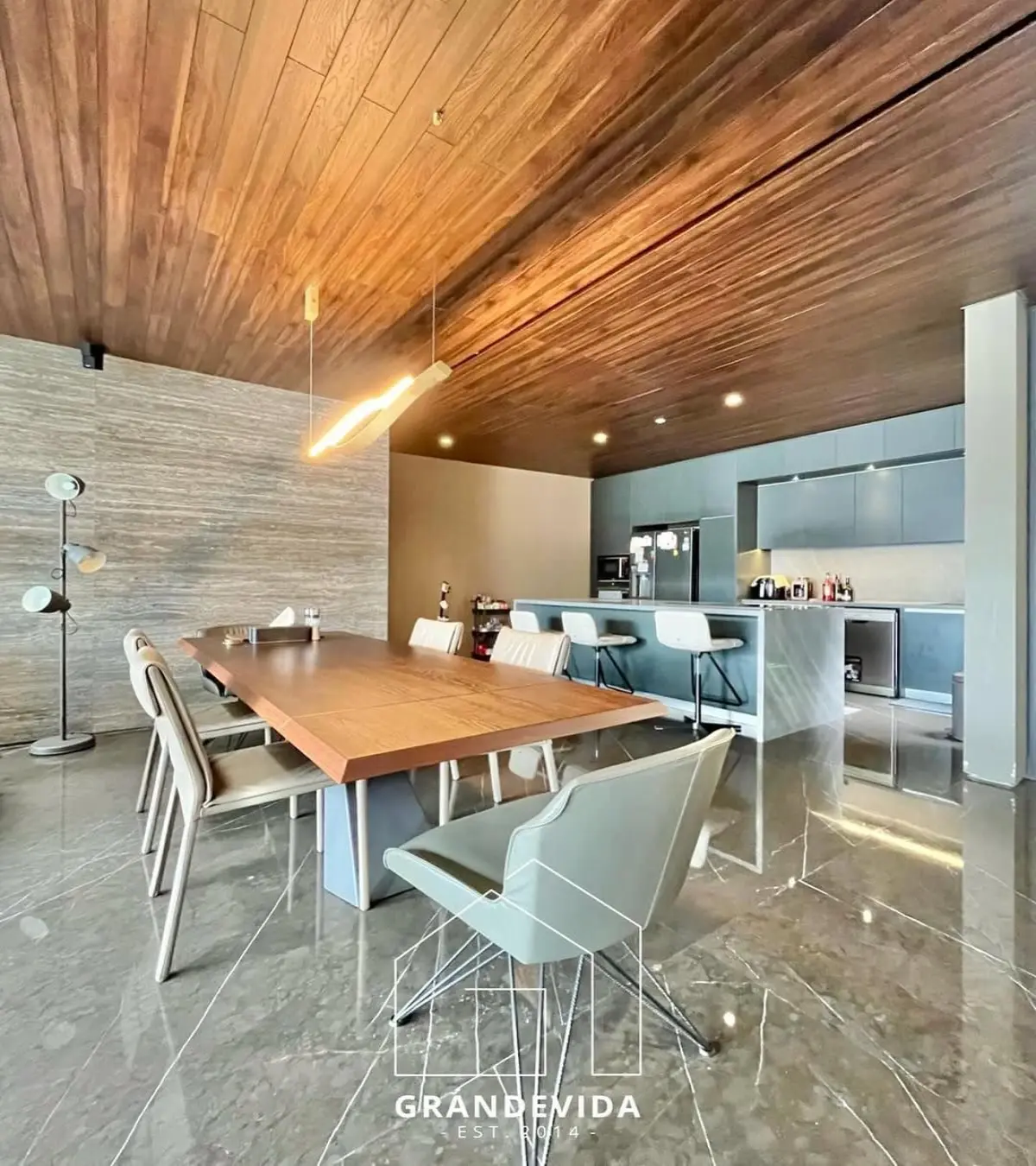 Rumah dijual di Pondok indah Jakarta Selatan - Jual Rumah Gedung Hijau Pondok Indah Row Jalan Besar