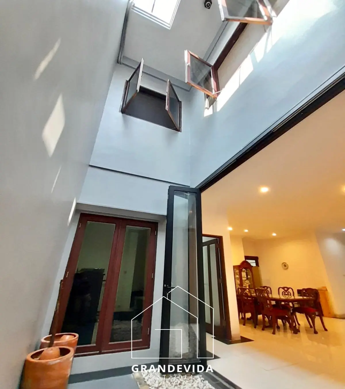 Rumah dijual di Pondok indah Jakarta Selatan - Jual Rumah Niaga Hijau Pondok Indah Siap Huni Lokasi Startegis