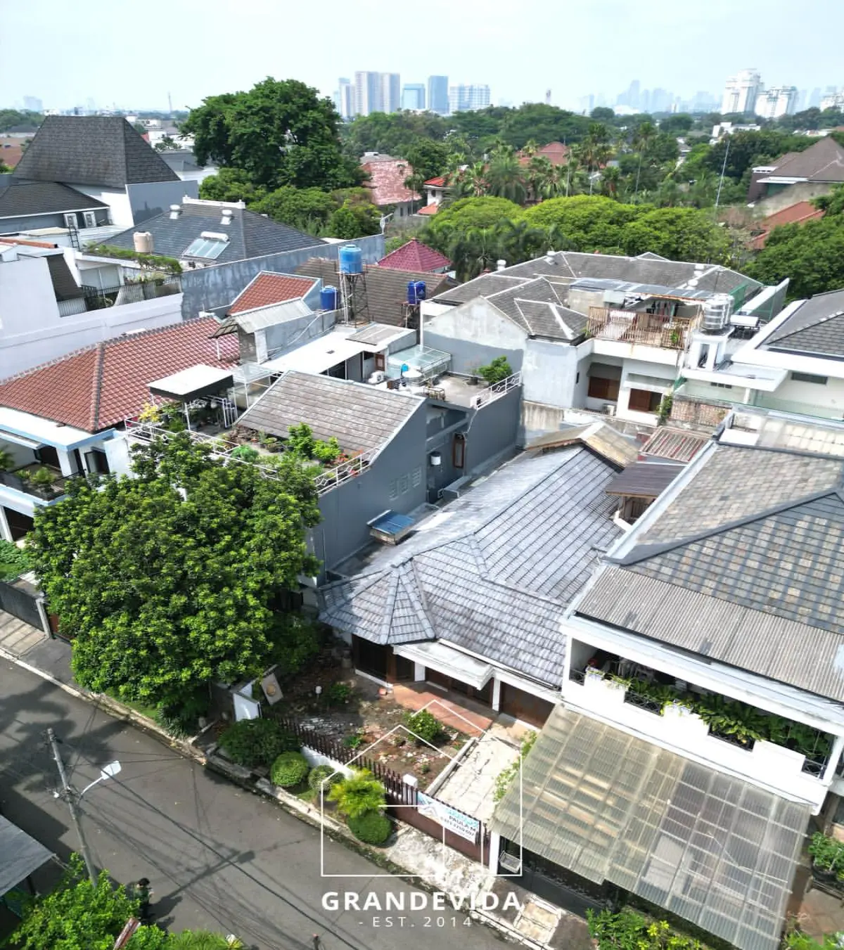 Rumah dijual di Pondok indah Jakarta Selatan - Jual Rumah Niaga Hijau Pondok Indah Turun Harga