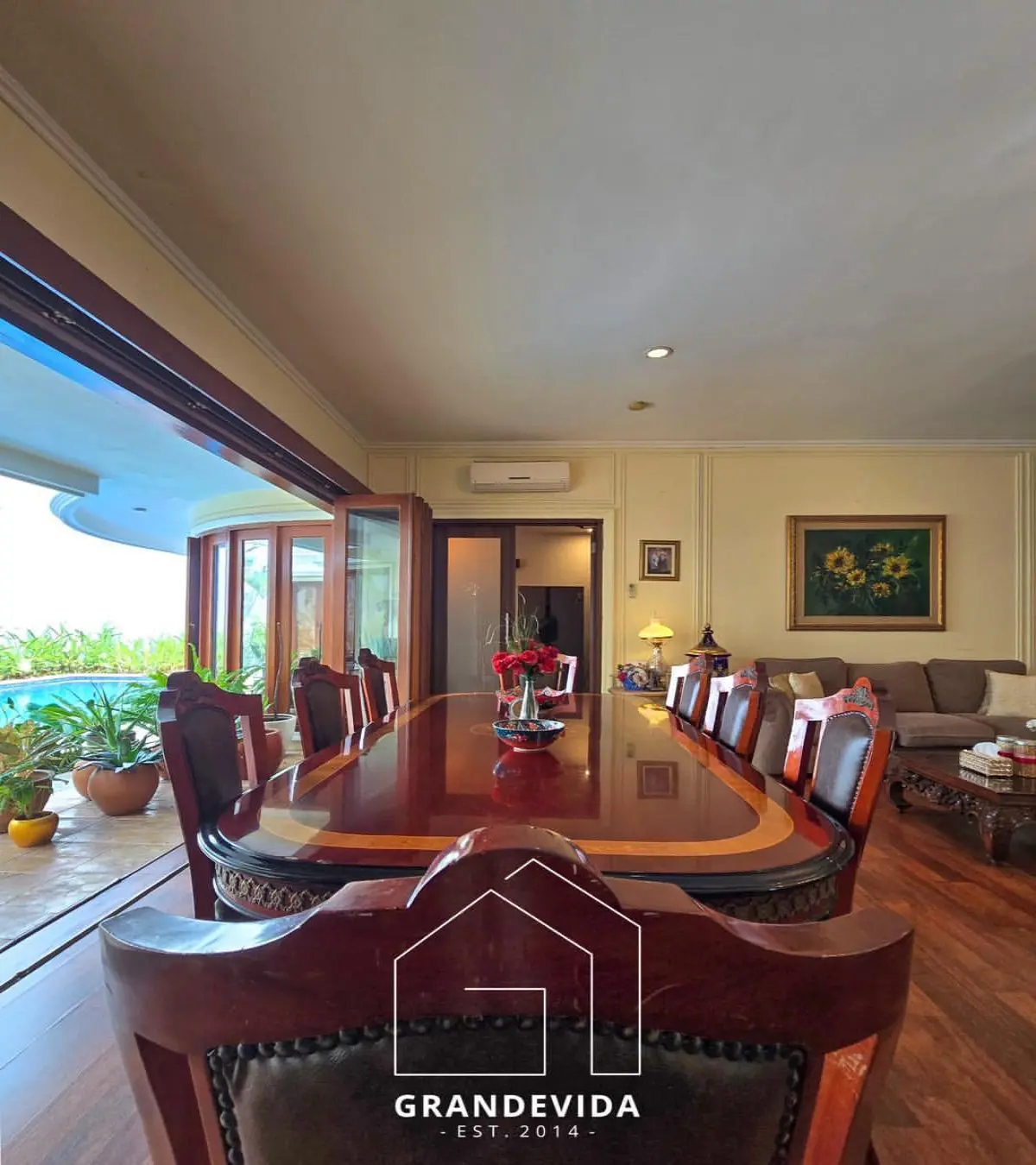 Rumah Dharmawangsa Raya Kebayoran Baru