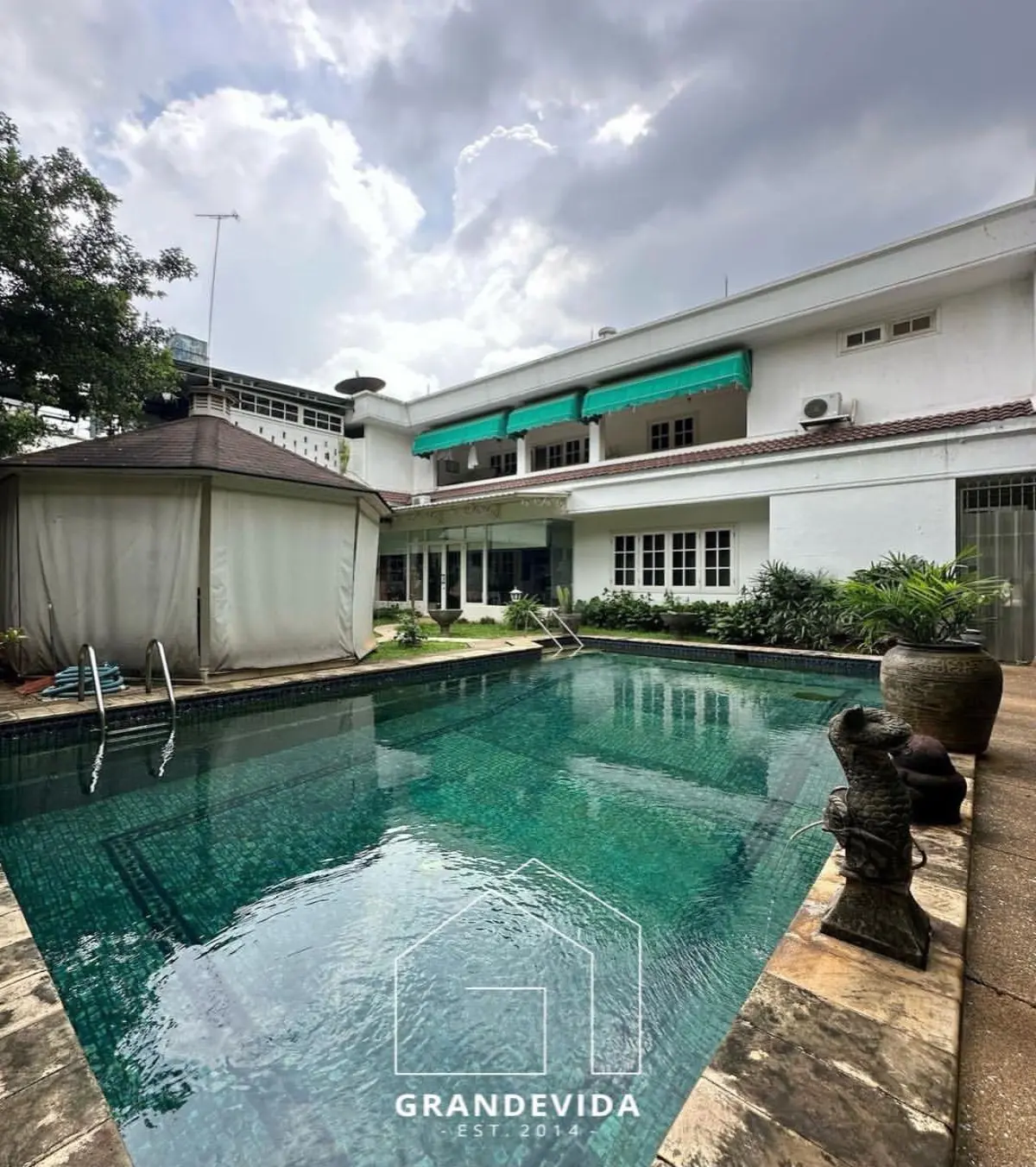 Turun Harga Rumah Dijuak Simprug Golf Senayan Kebayoran Lama