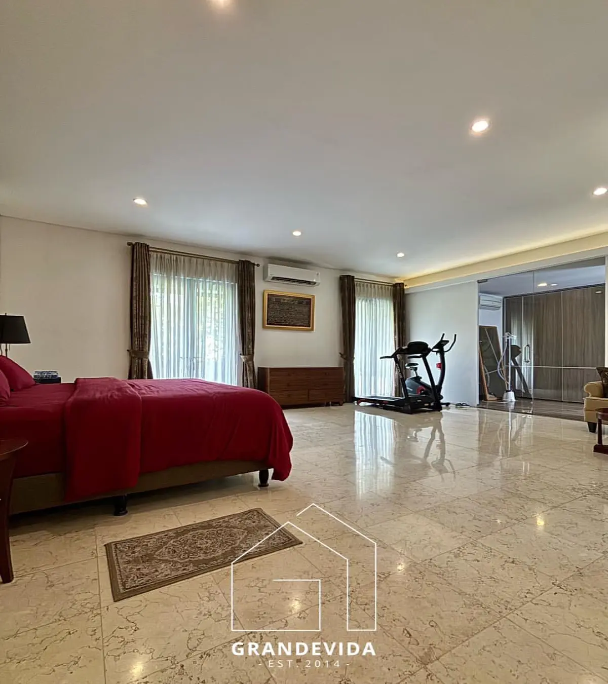 Rumah Puri Mutiara Kemang Jakarta Selatan