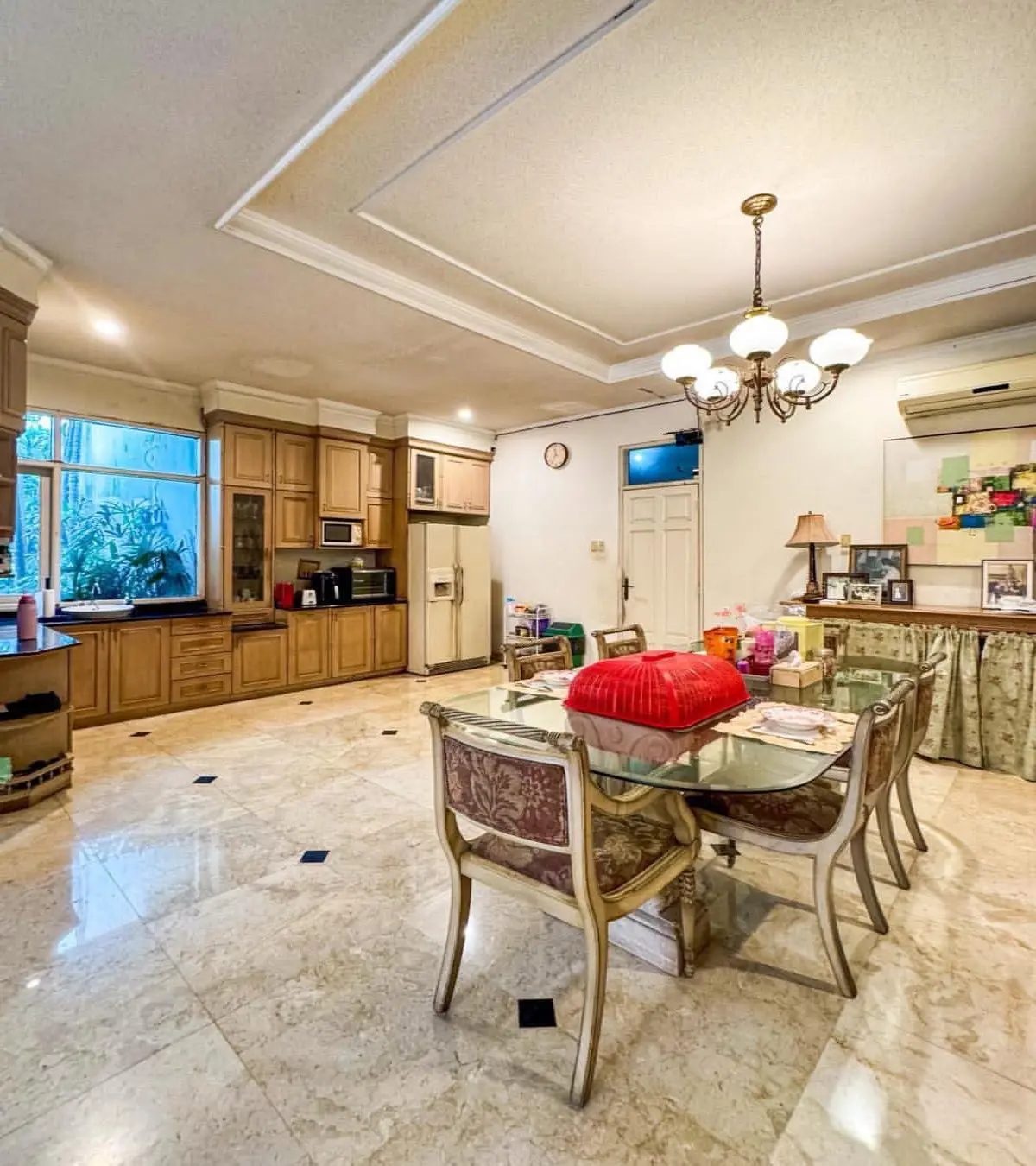 Jual Rumah di Senjaya Kebayoran Baru