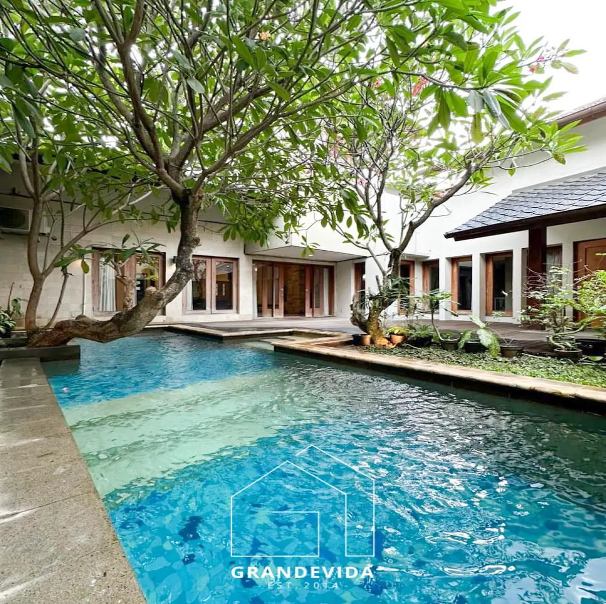 Jual Rumah di Dharmawangsa Kebayoran Baru Jakarta Selatan