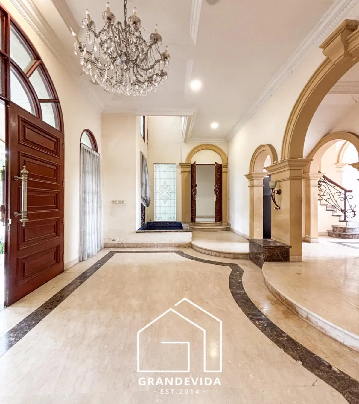 Rumah Patra Kuningan Jakarta Selatan Dijual