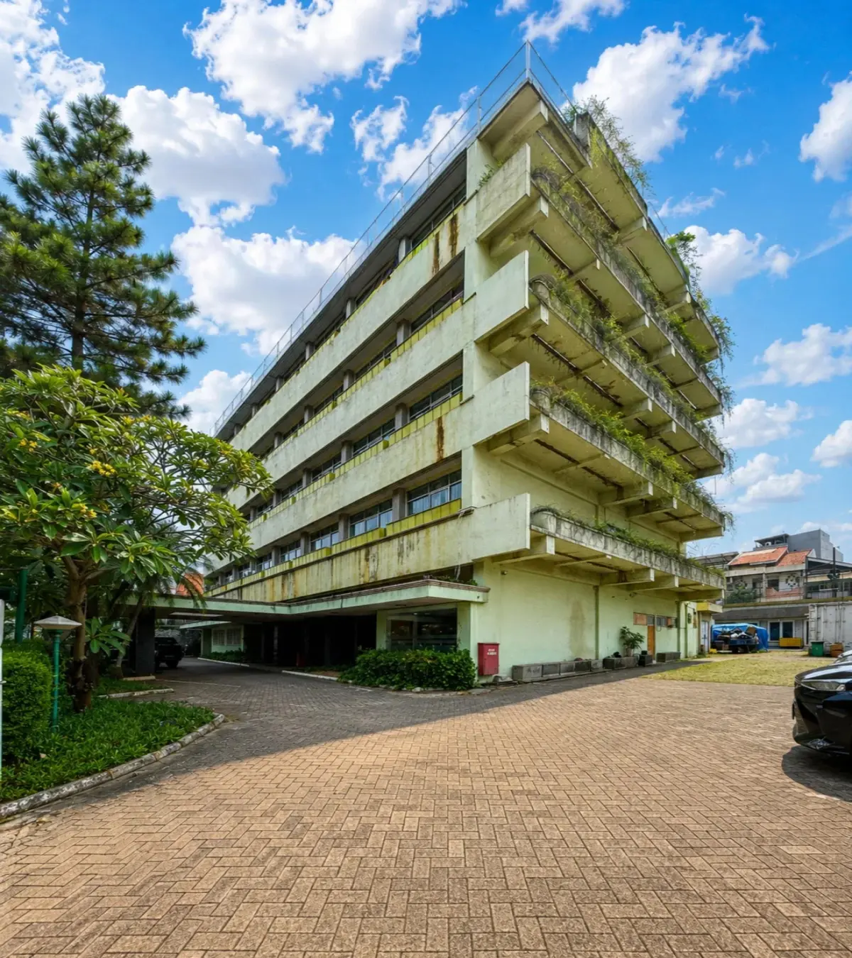Gedung Dijual Patal Senayan Jakarta Selatan
