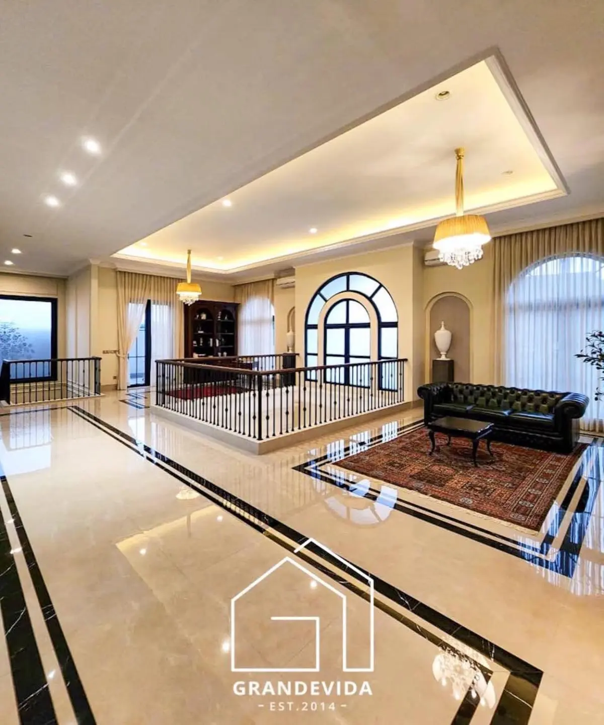 Rumah Dijual Kebayoran Lama Jakarta Selatan American Classic Siap Huni