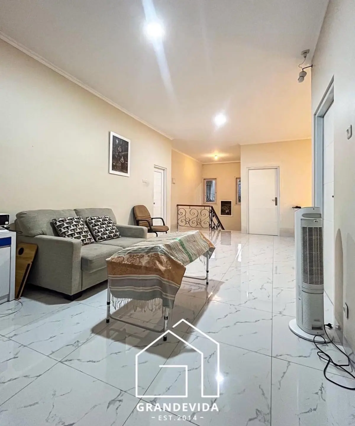 Rumah Ciomas Kebayoran Baru Dijual