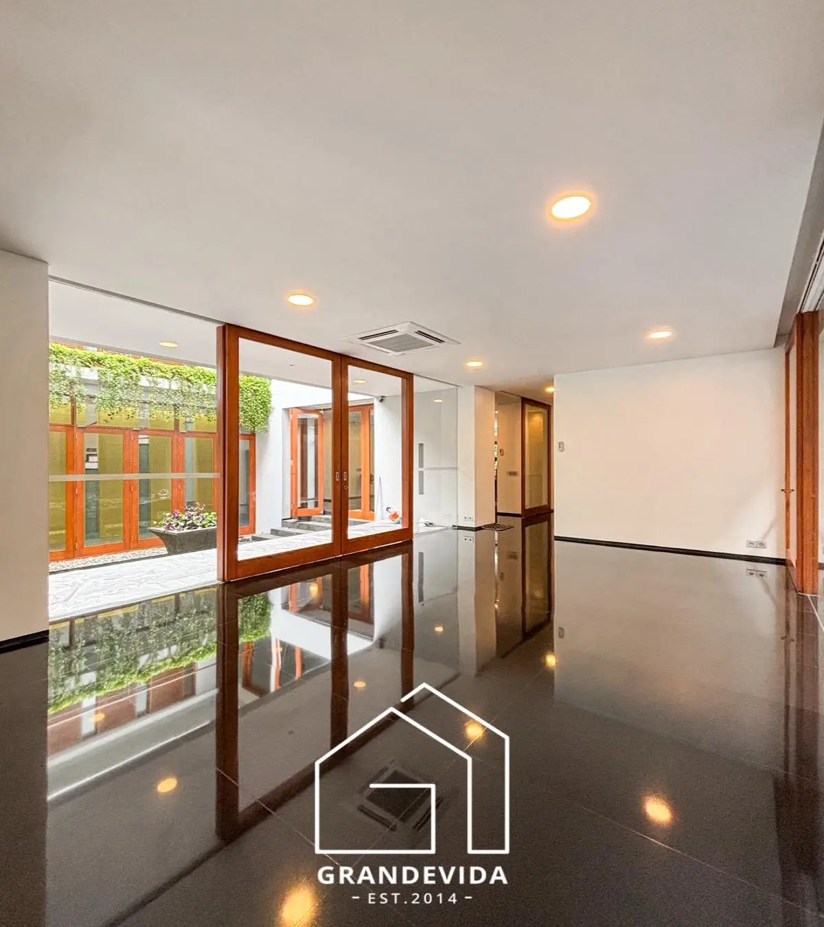 Rumah Dijual Duta Indah Pondok Indah Lokasi Terbaik