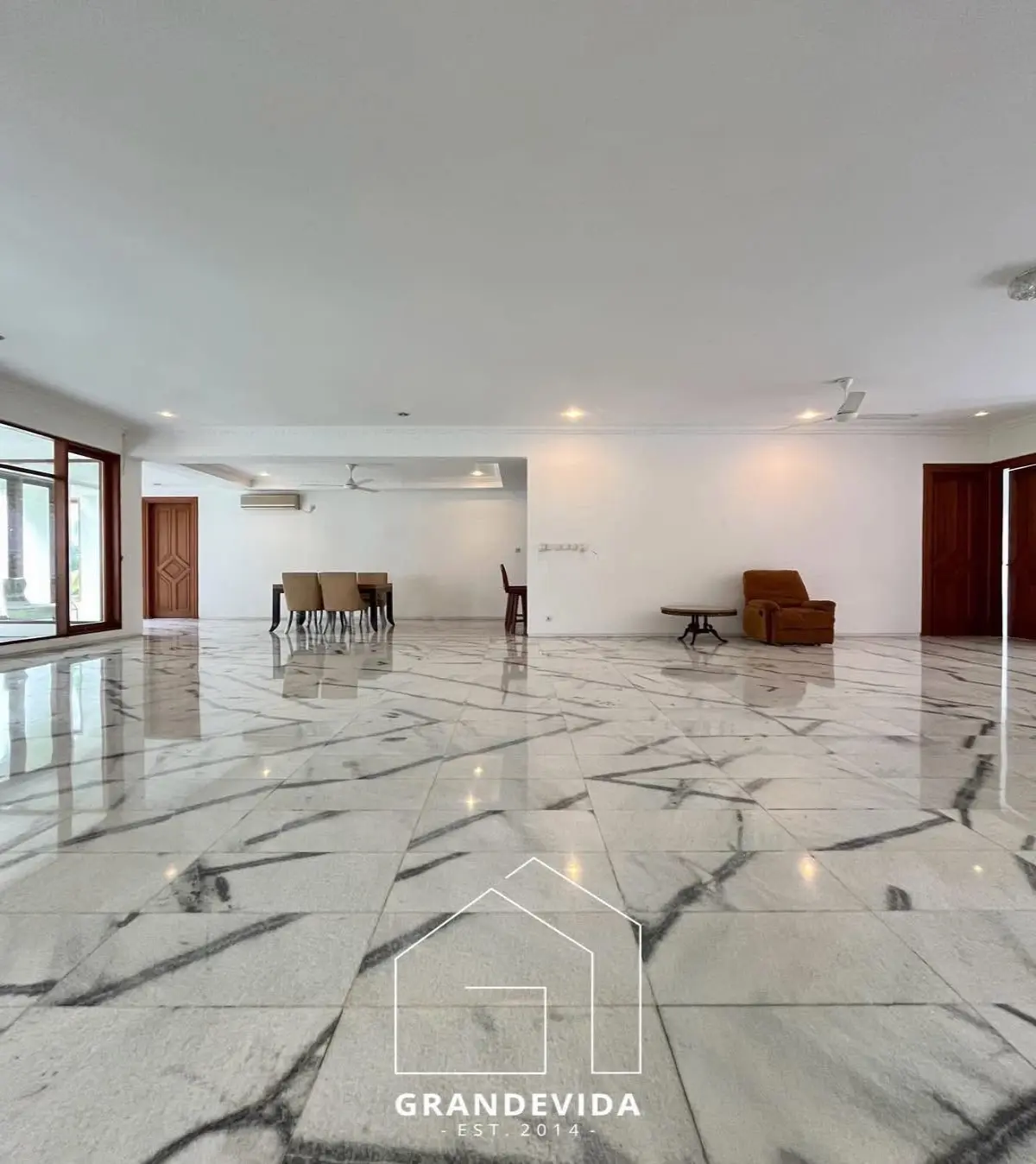 Rumah Dijual Kemang Jakarta Tanah Luas