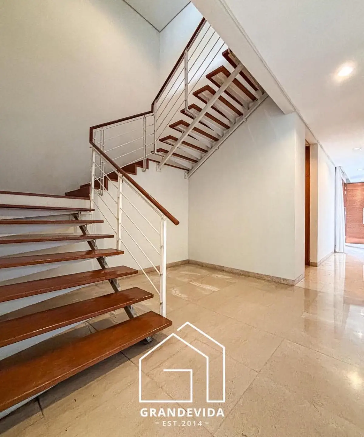 Rumah Dijual Kemang V Jakarta Siap Huni
