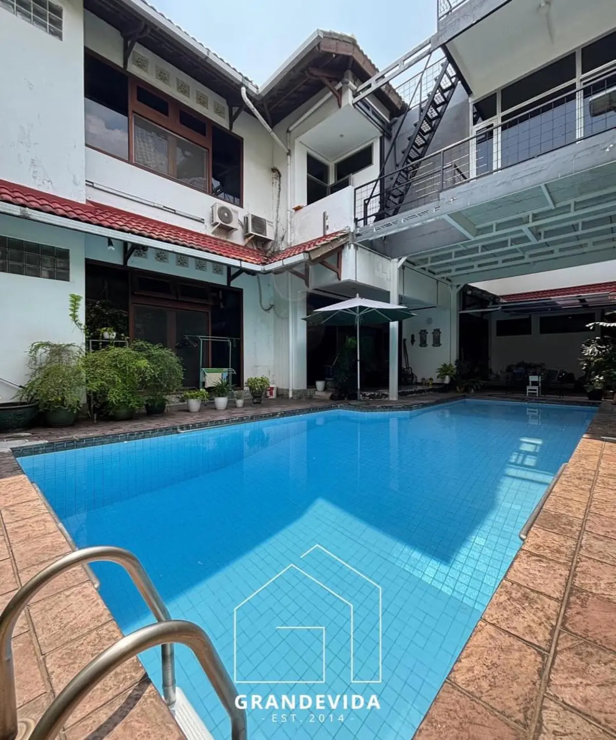 Rumah Siap Huni Bangka Kemang Jakarta Dijual