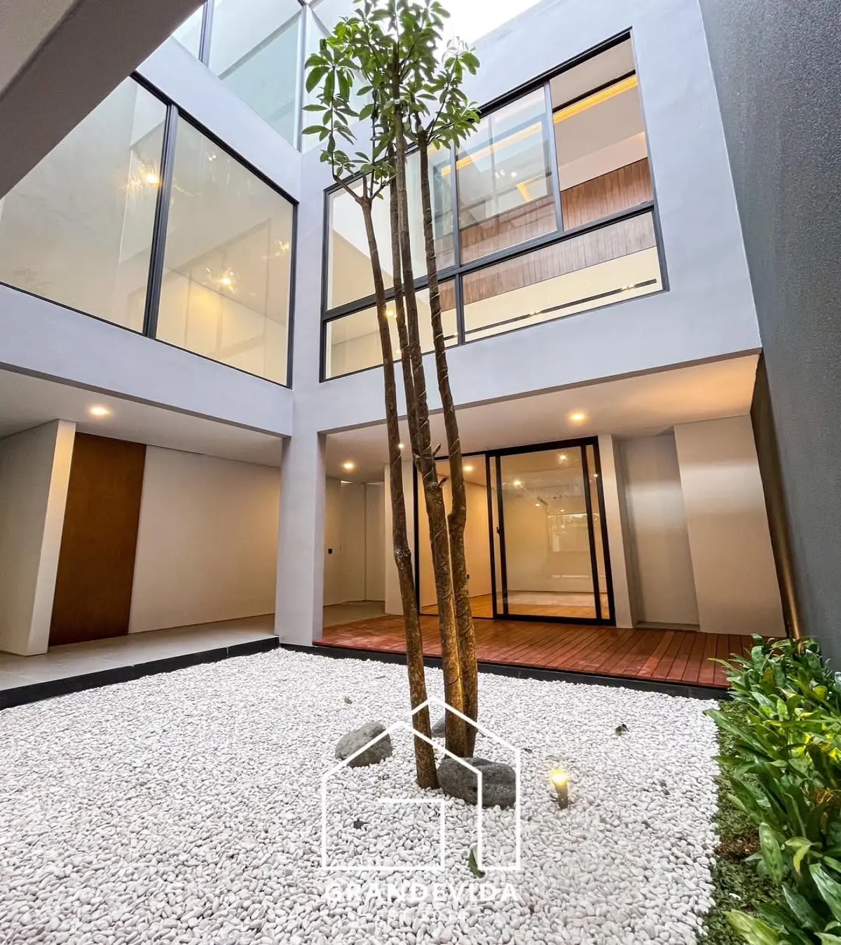 Rumah Dijual Kemang Jakarta Design Studio Kas