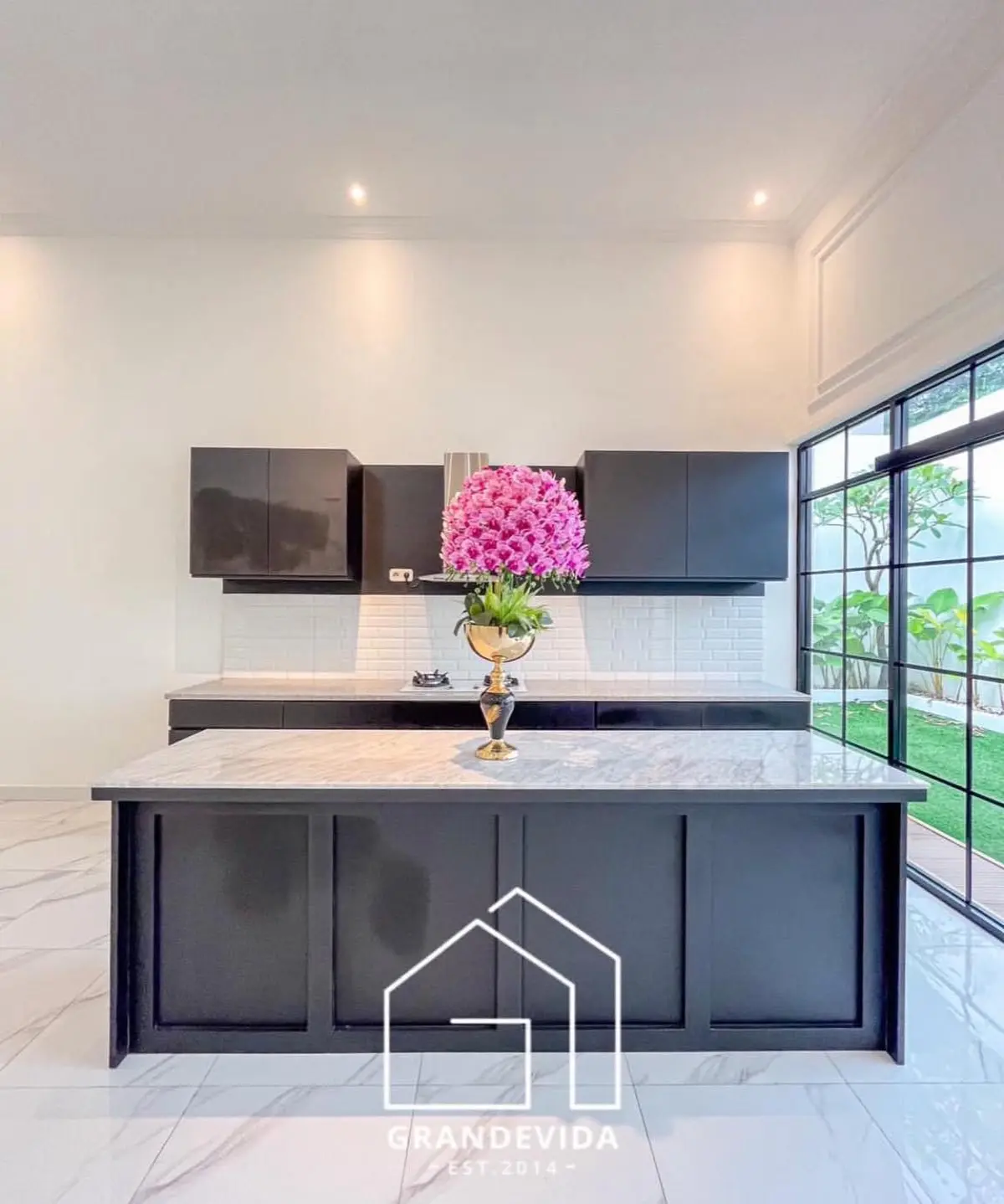 Rumah Brand New Modern Classic Dijual di Cilandak – LT 515 m², 1 Lantai, SHM