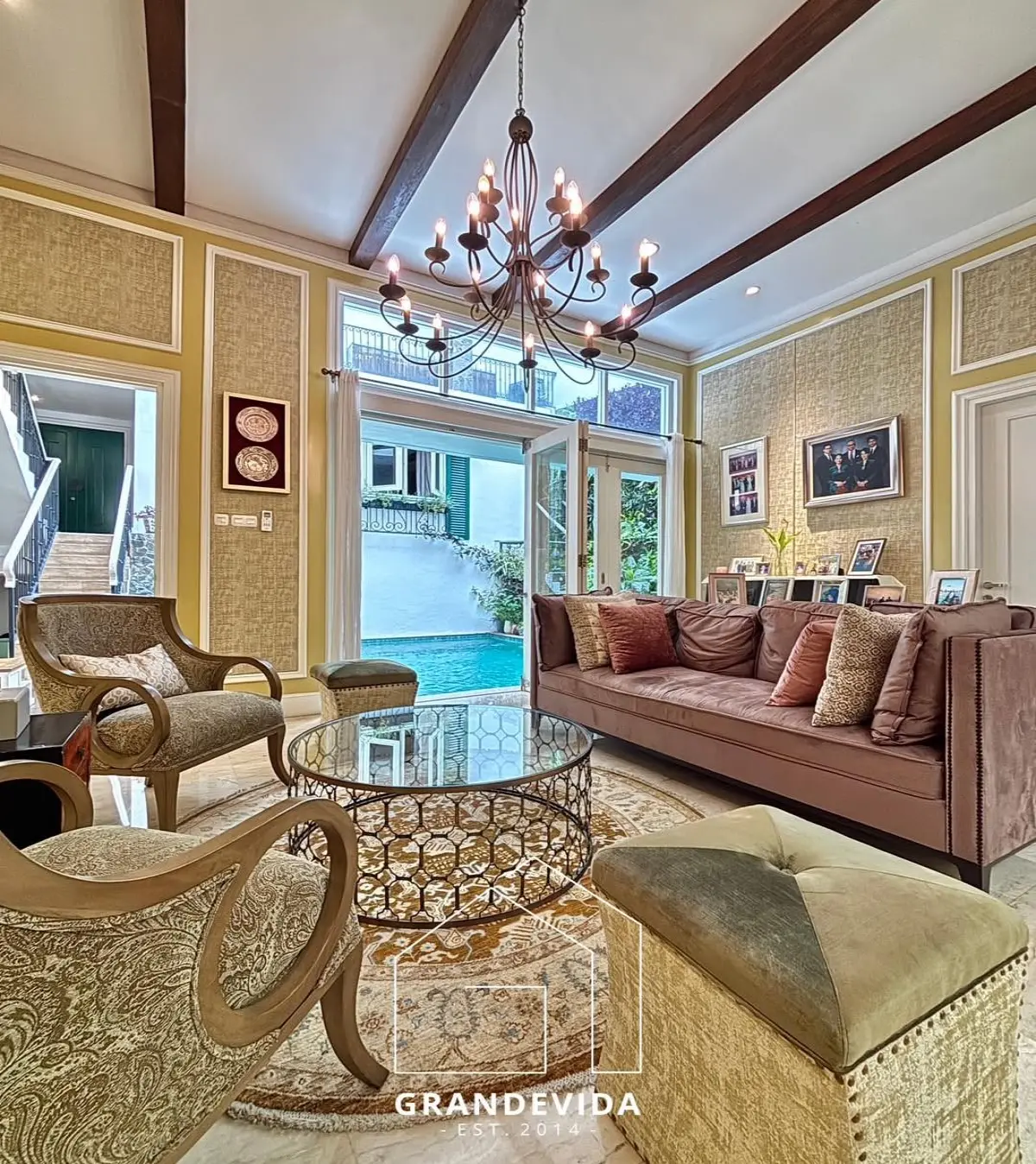 Rumah Fully Furnished Dijual di Cilandak Jakarta Selatan – Townhouse, Private Pool, Rooftop