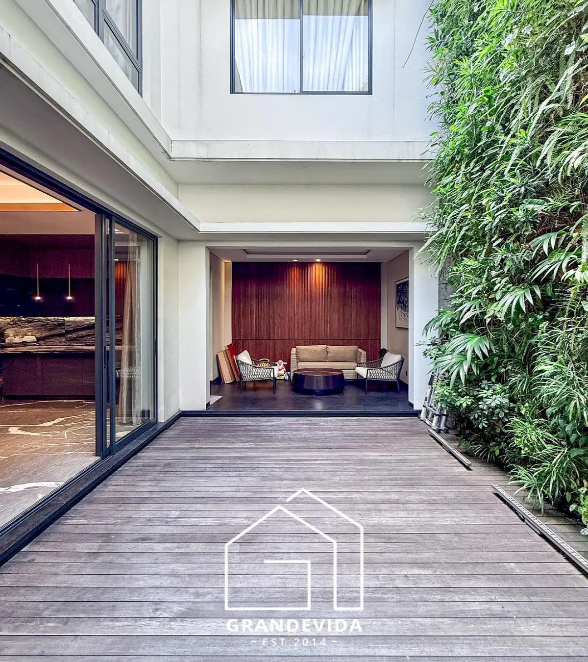 Rumah Dijual Lebak Bulus Jakarta Selatan – LT 278 m², LB 380 m², Cluster Besar, SHM