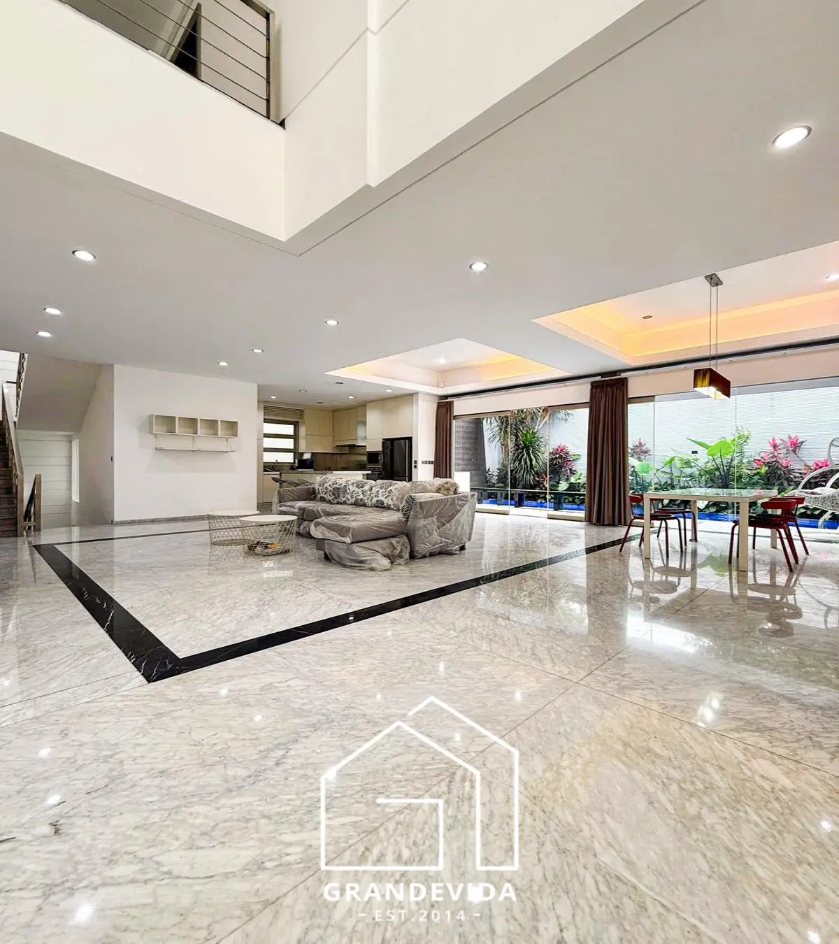 RUMAH DIJUAL PONDOK INDAH – MODERN MINIMALIST 3 LANTAI & PRIVATE POOL