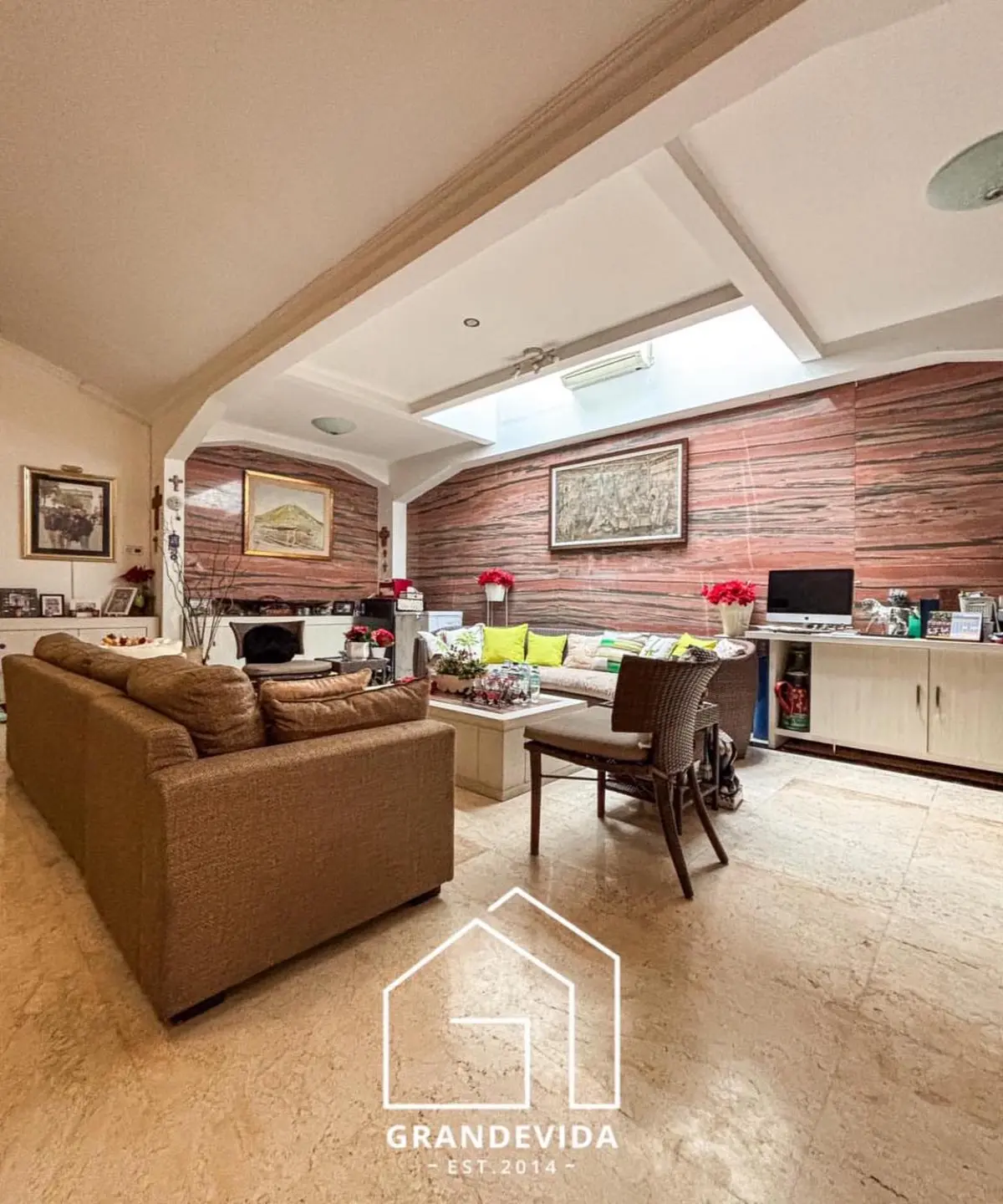 Rumah Dijual Kebayoran Baru Dekat Pondok Indah – Tanah 743 m², 1 Lantai, SHM