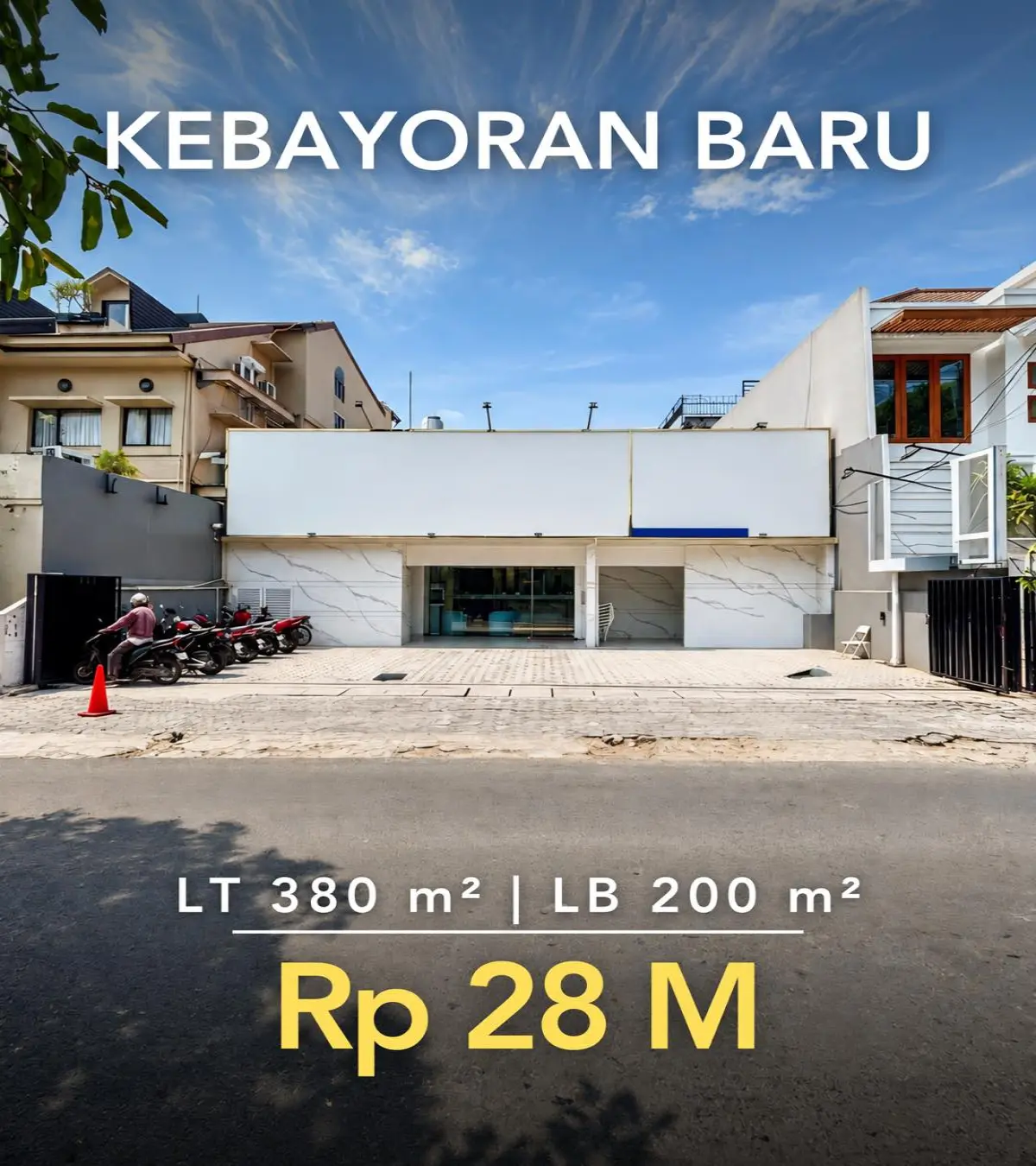 Rumah Dijual Kebayoran Baru LT 380 m² LB 200 m², Lokasi Strategis, Carport 8 Mobil, SHM – Rp 28 M Nego